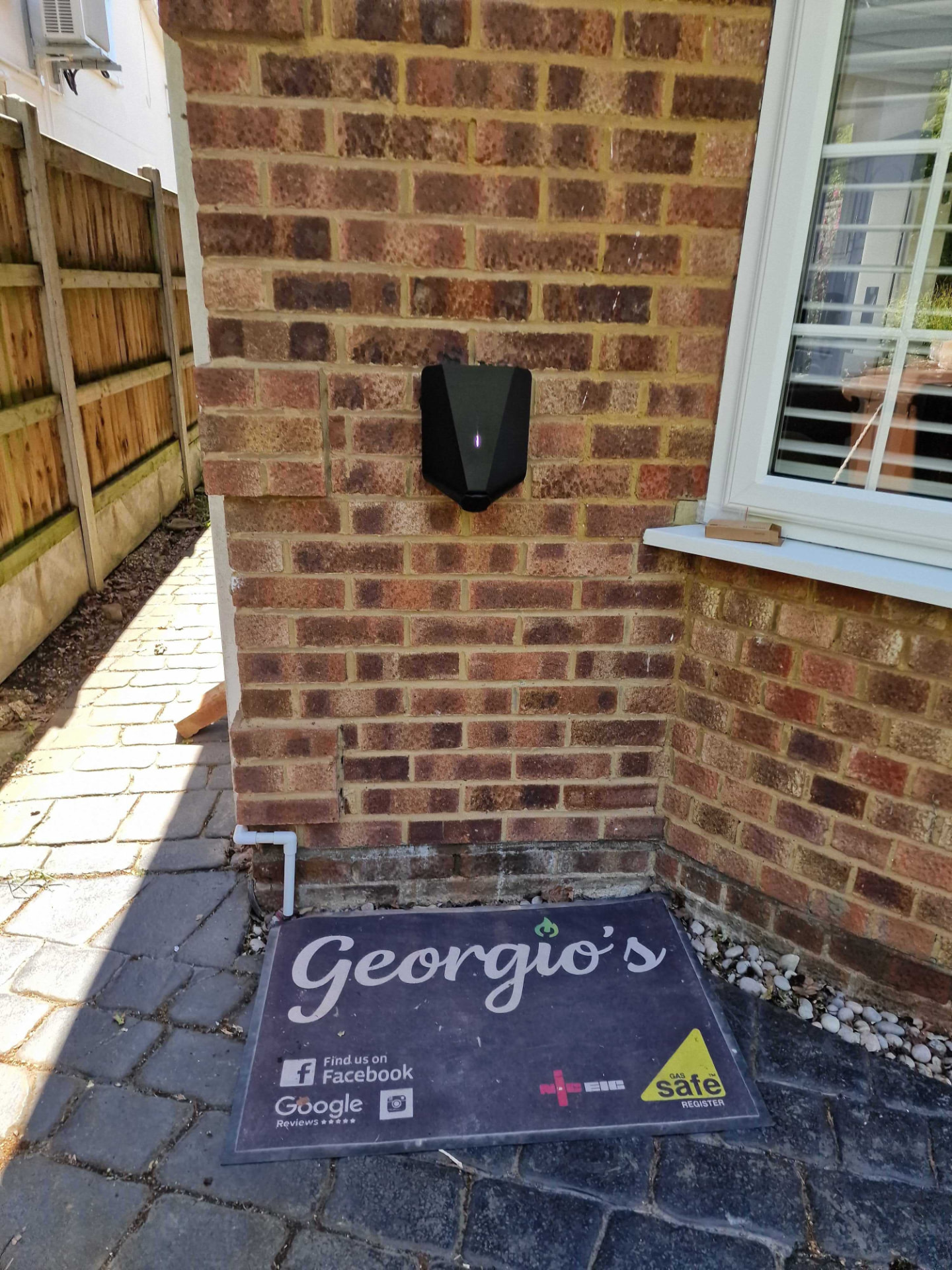 Commercial premises in Essex suitable for business EV charge point installation