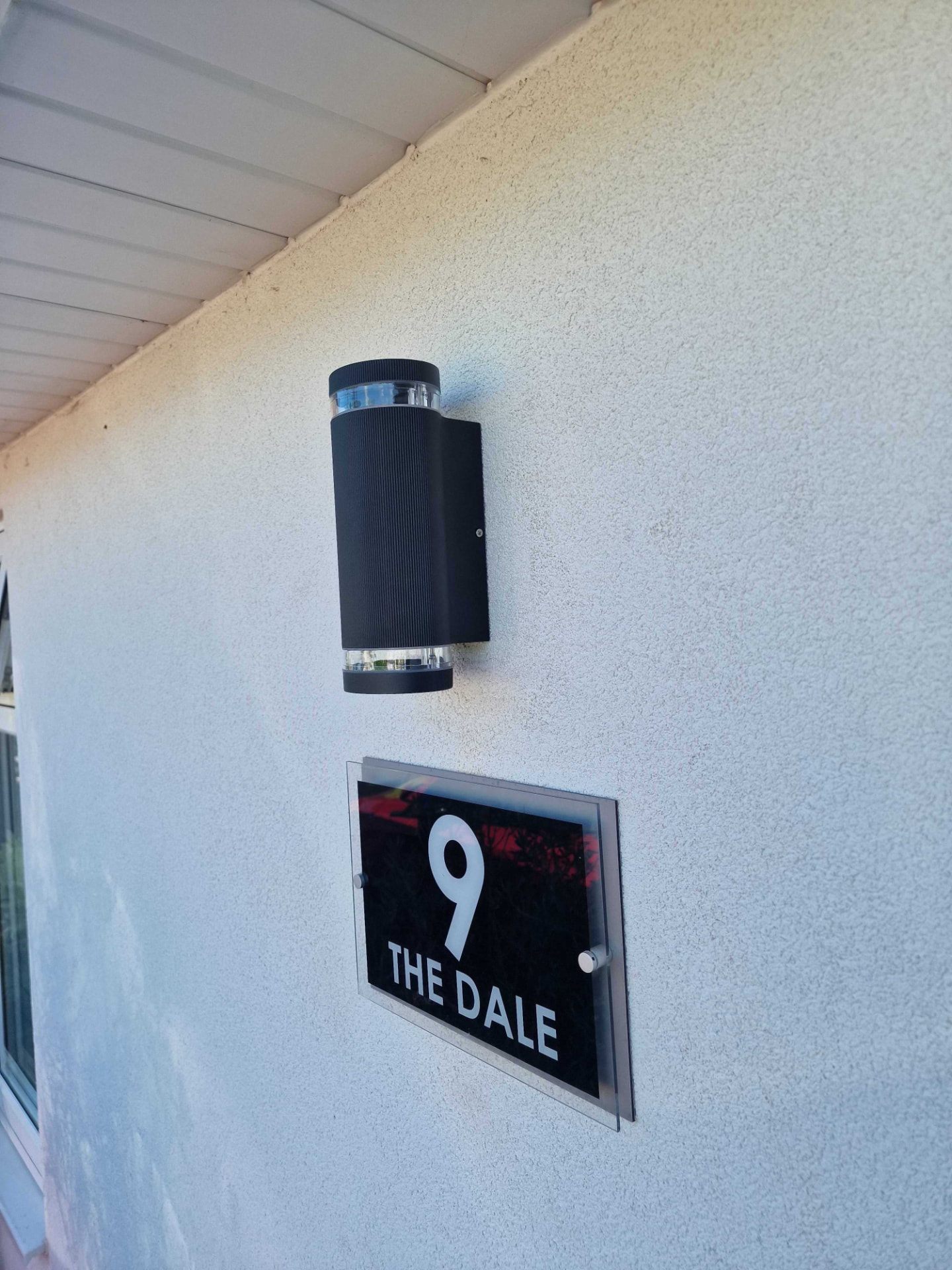 Outdoor up-and-down lights carried out by Georgio's in Hadleigh